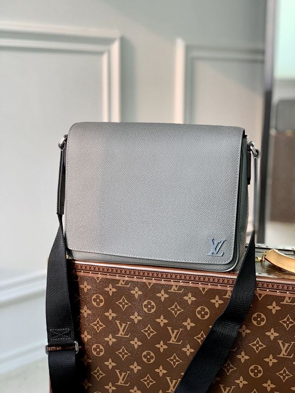 Louis Vuitton messenger bag