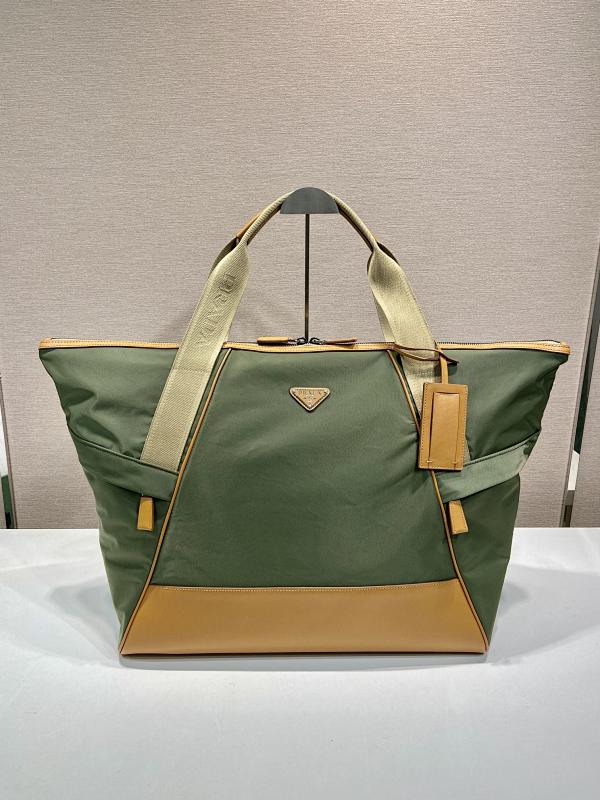 Travel bag from Scarlettluxury