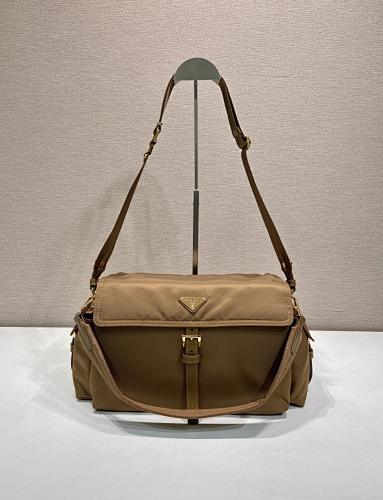 Messenger bag from Scarlettluxury
