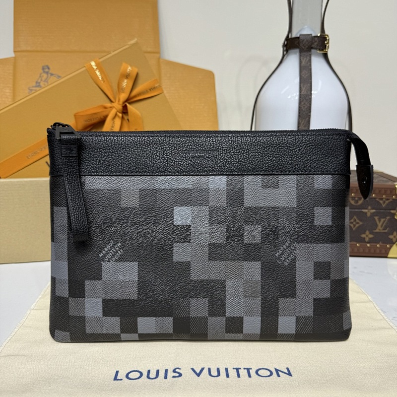 Louis Vuitton clutch