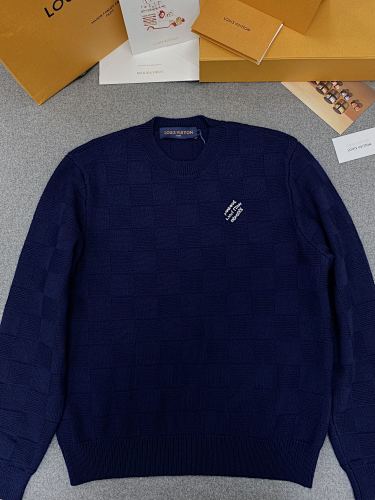 Sweater from Scarlettluxury