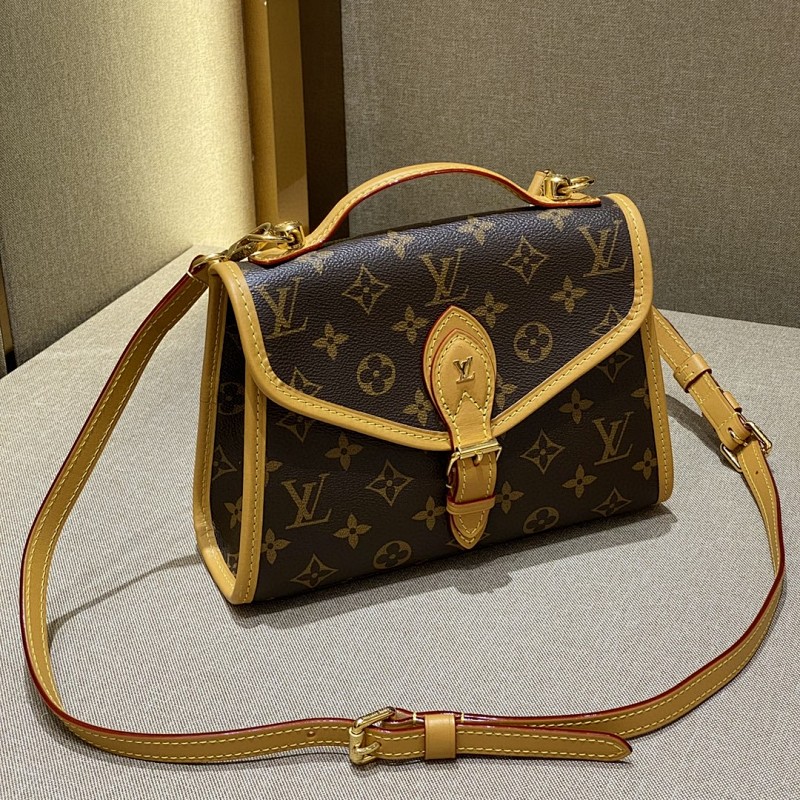 Louis Vuitton shoulder bag