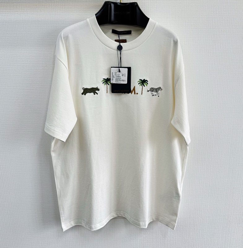 Tee from Scarlettluxury