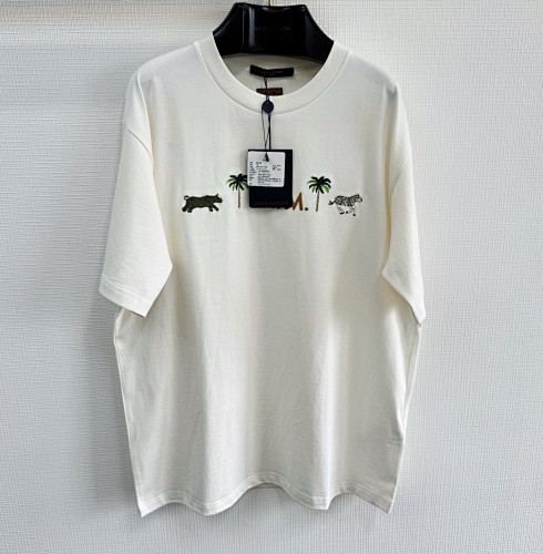 Tee from Scarlettluxury