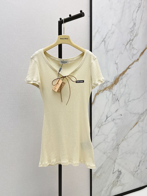 Tee from Scarlettluxury