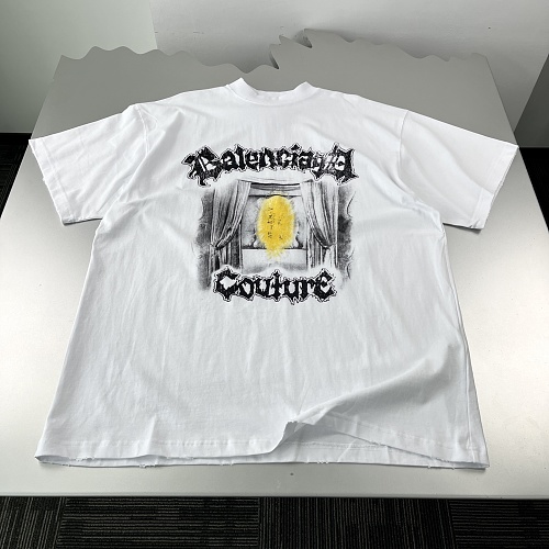 Tee from Scarlettluxury