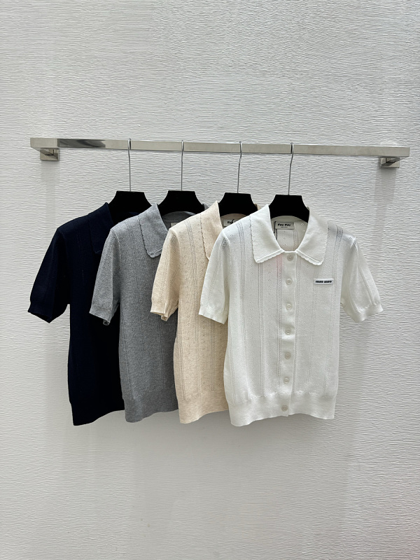 Sweater from Scarlettluxury