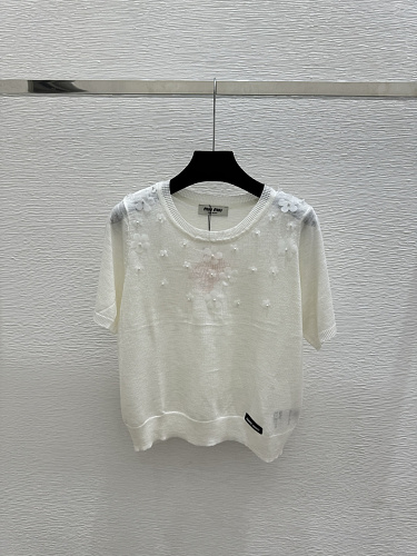 Sweater from Scarlettluxury