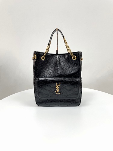 Shopping bag from Scarlettluxury