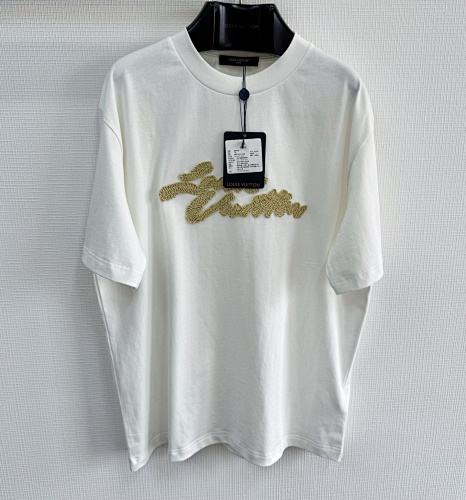 Tee from Scarlettluxury