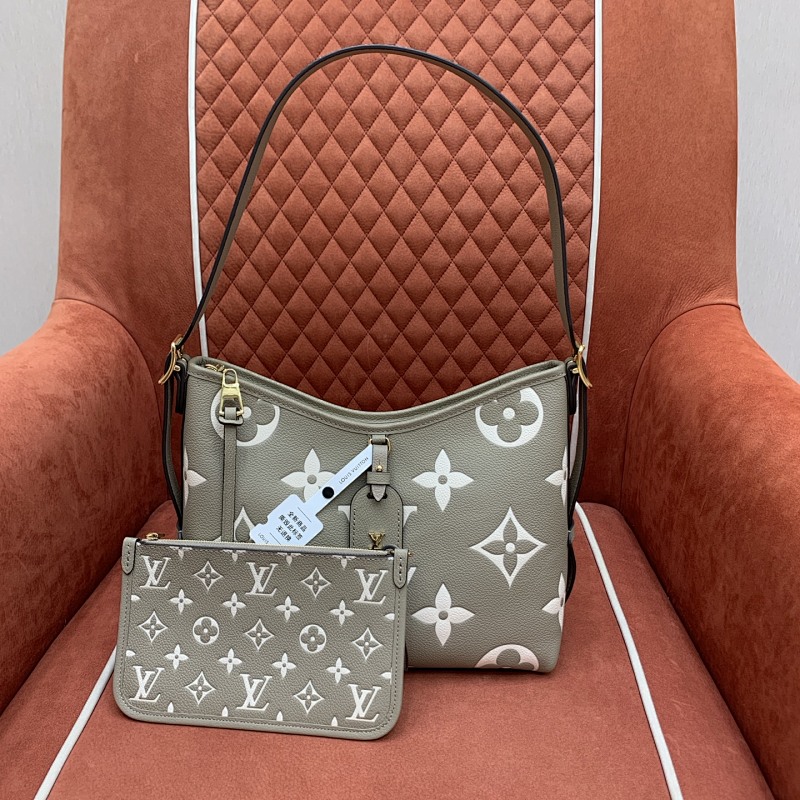 Louis Vuitton crossbody bag