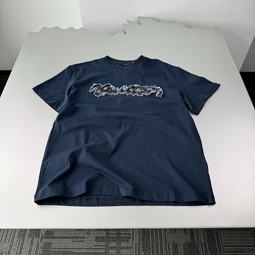 Tee from Scarlettluxury