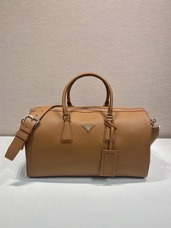 Travel bag from Scarlettluxury