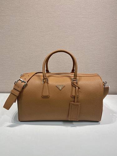 Travel bag from Scarlettluxury