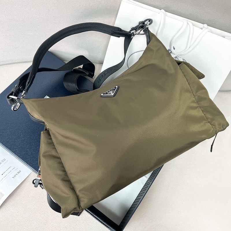 Messenger bag from Scarlettluxury