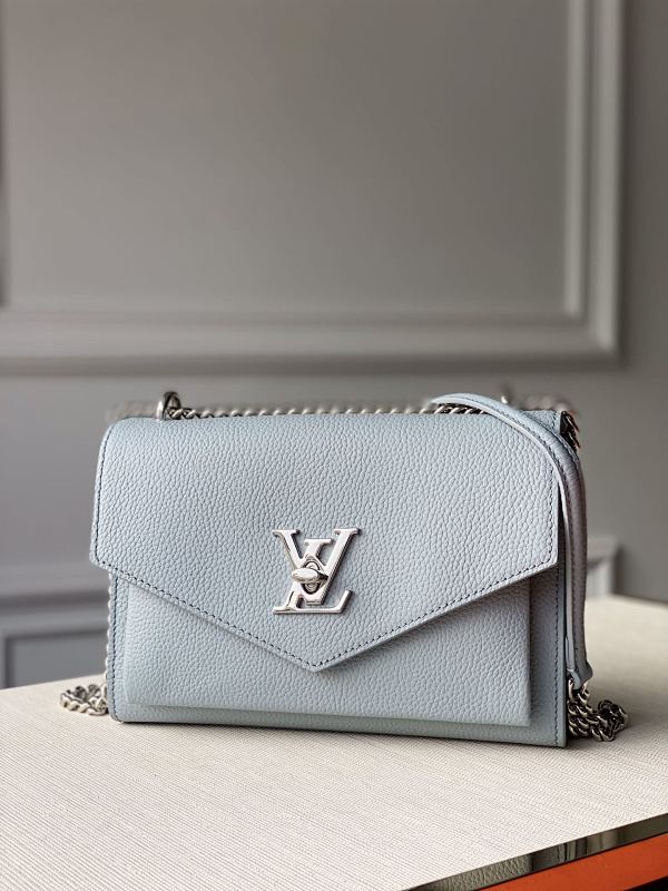 Louis Vuitton crossbody bag