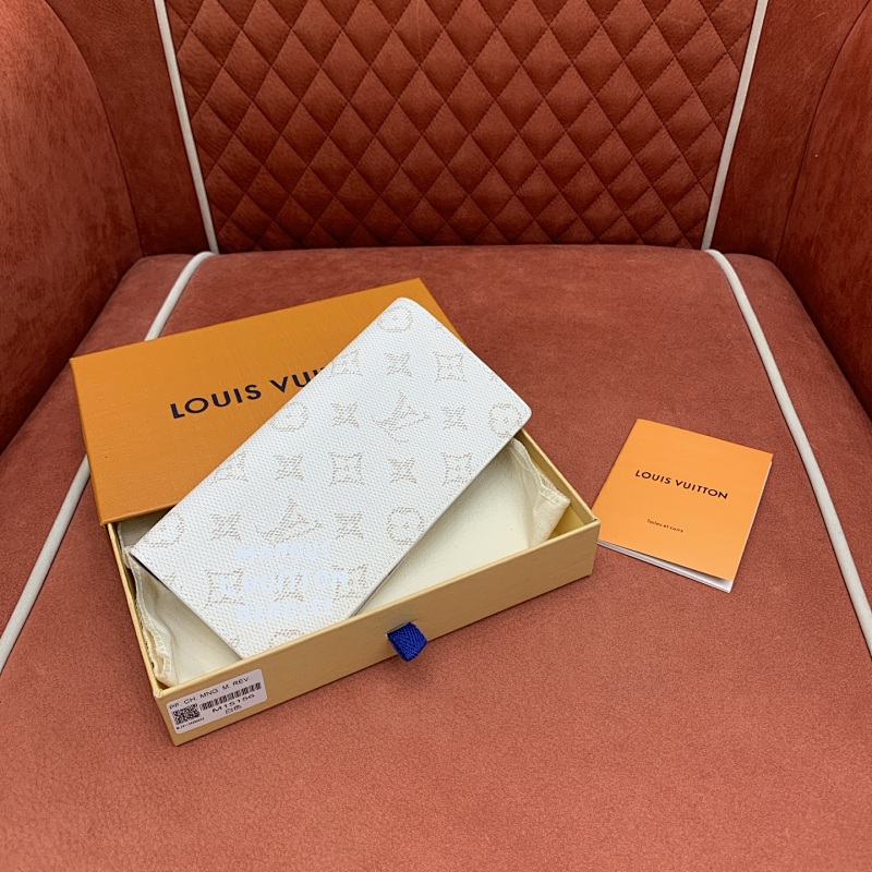 Louis Vuitton clutch