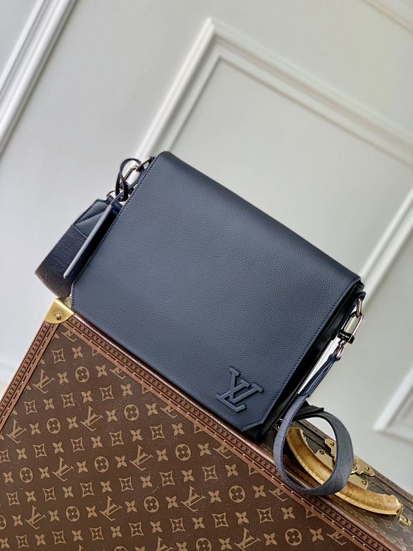 Louis Vuitton messenger bag