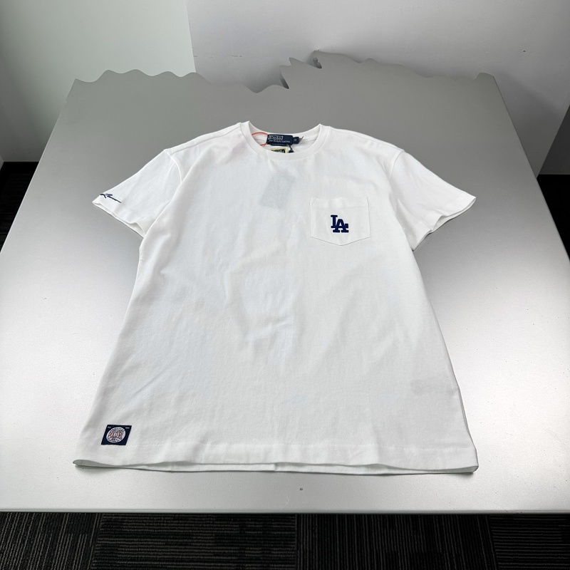 Tee from Scarlettluxury