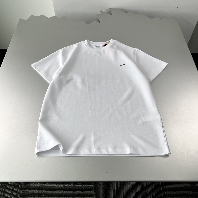 Tee from Scarlettluxury