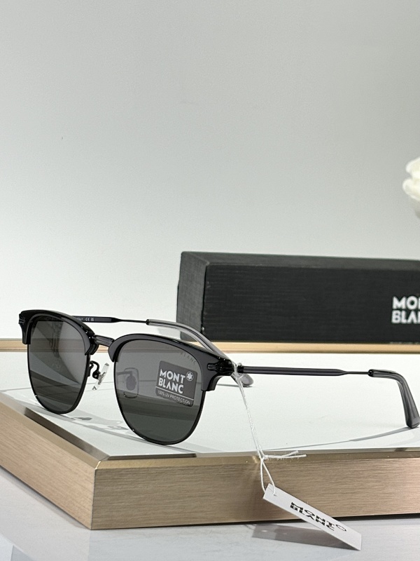 Glasses from Scarlettluxury