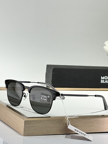 Glasses from Scarlettluxury
