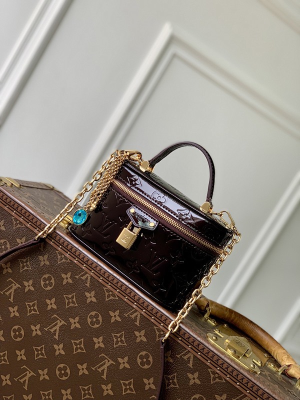 Coin purse from Scarlettluxury