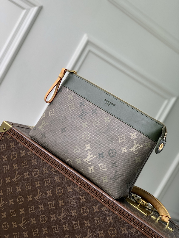 Louis Vuitton clutch