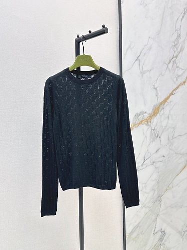 Sweater from Scarlettluxury