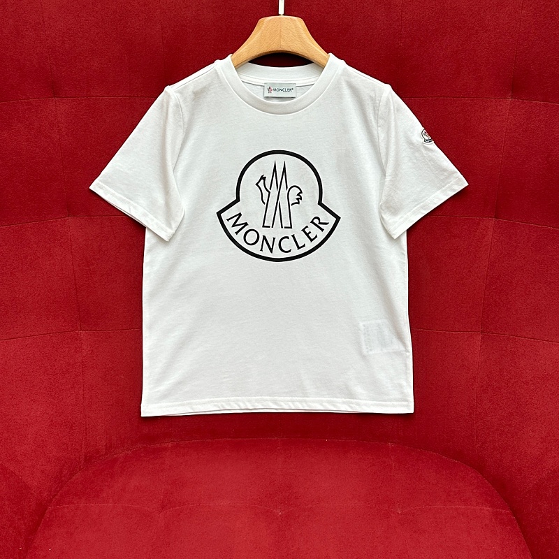 Tee from Scarlettluxury