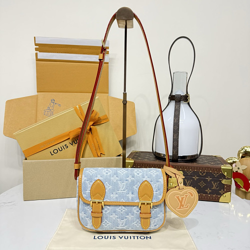 Louis Vuitton messenger bag
