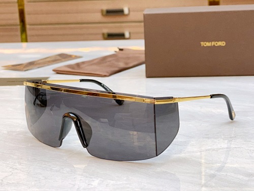 Glasses from Scarlettluxury