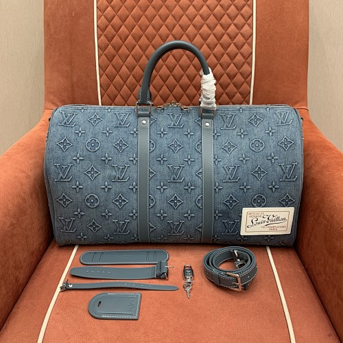 Louis Vuitton crossbody bag
