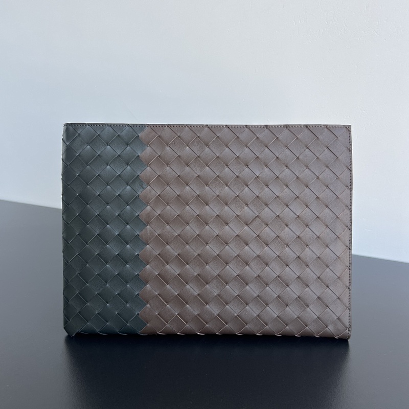 Clutch from Scarlettluxury