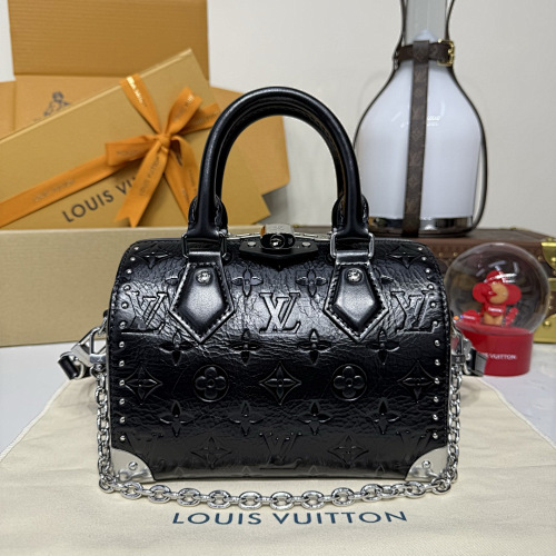 Louis Vuitton crossbody bag