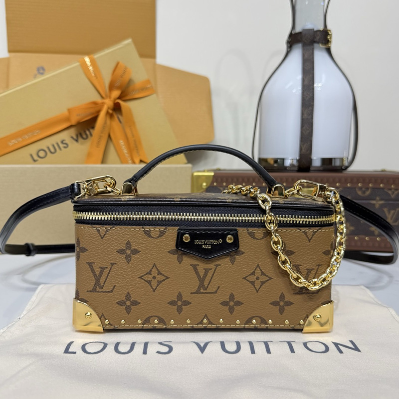 Louis Vuitton crossbody bag