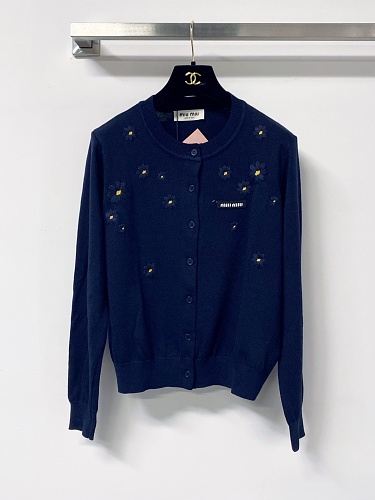 Long sleeve from Scarlettluxury