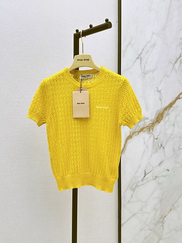 Sweater from Scarlettluxury