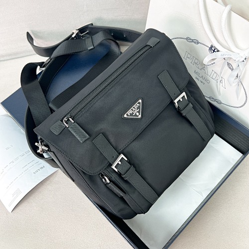 Messenger bag from Scarlettluxury