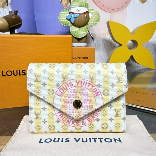 Wallet from Scarlettluxury