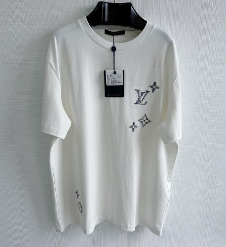 Tee from Scarlettluxury