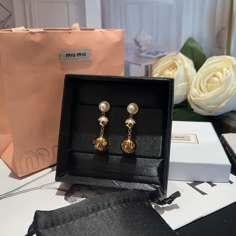 Earrings from Scarlettluxury