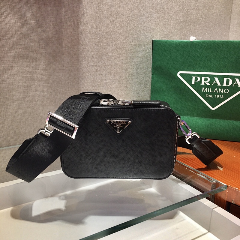 Camera bag from Scarlettluxury