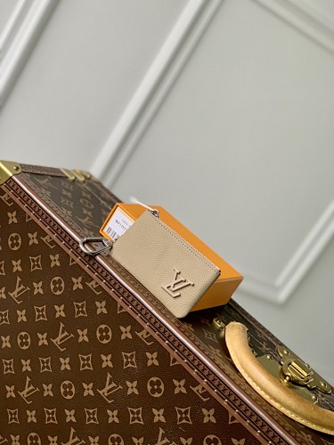 Coin purse from Scarlettluxury