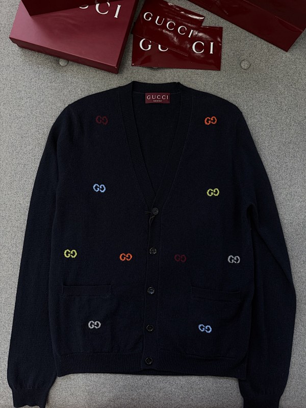 Sweater from Scarlettluxury