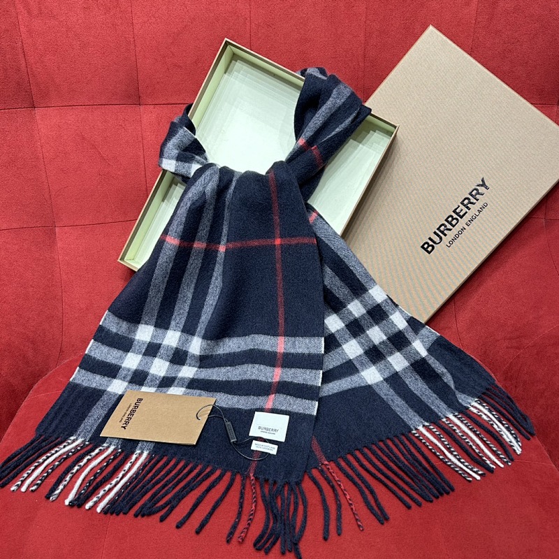 Scarf from Scarlettluxury