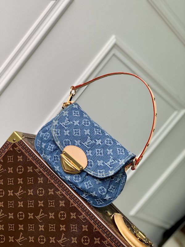 Louis Vuitton jeans