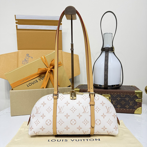 Louis Vuitton card holder