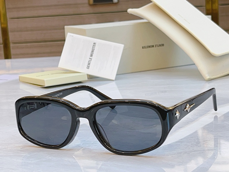 Glasses from Scarlettluxury