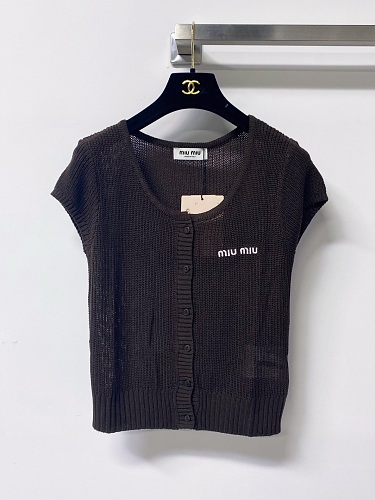 Tee from Scarlettluxury